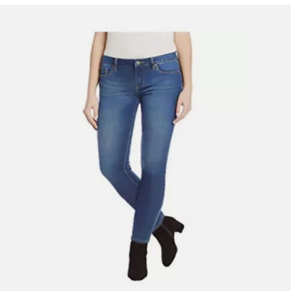 Buffalo David Bitton Women's Super Soft Capri Blue Denim 6/28 - Picture 1 of 3
